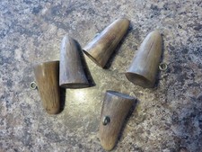 5 x antique 38mm 1 & 1/2 inch Horn Brown Toggle with brass loop shank