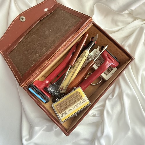 Vintage vanity manicure and - vintage,