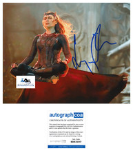 ELIZABETH OLSEN AUTOGRAPH