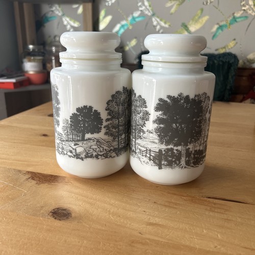 Maxwell house vintage milk - house,