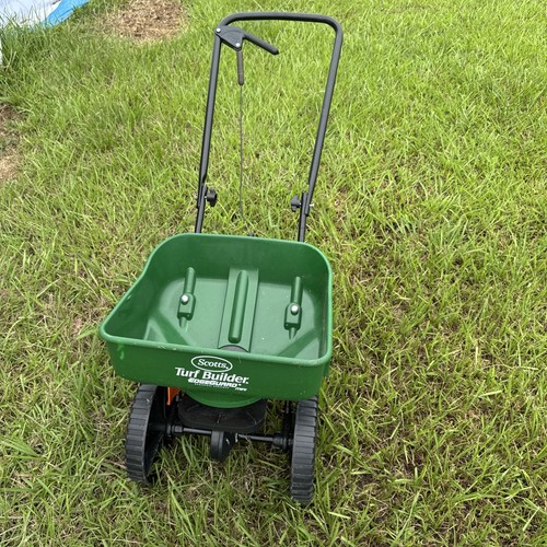 Scotts turf builder - turf,