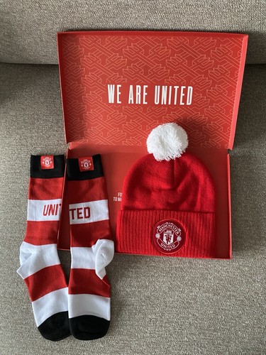 Manchester united hat and - manchester,