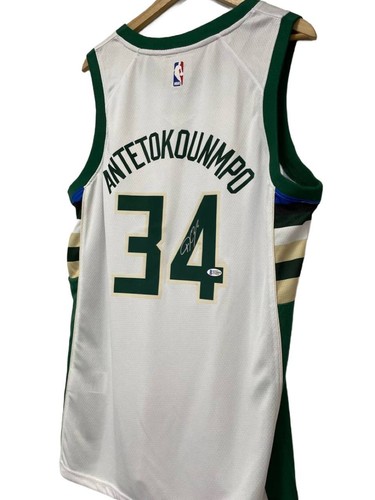 Basketball jersey autographed - jersey,