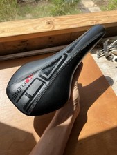 VNT Elements CN/Ti Alloy Saddle Leather Van Nicholas Titanium Rails