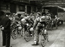 WWII 1944 British paratroops