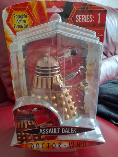 Doctor who assault dalek - doctor,