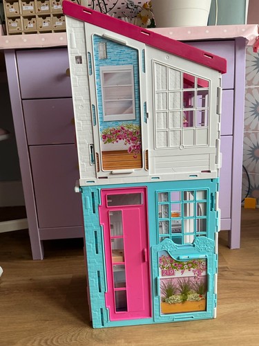 Barbie malibu house and food - malibu,