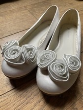 Ivory flower girl shoes, size 2 