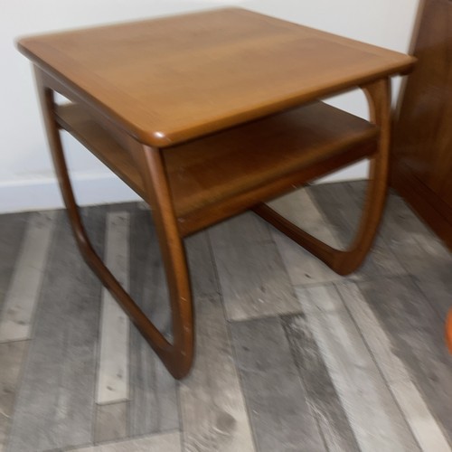 Midcentury side table - side,