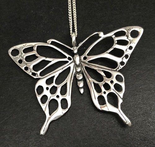 Butterfly pendant necklace