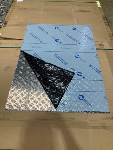 Aluminium chequer plate tread - aluminium,