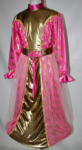 Pink gold tudor princess - &,
