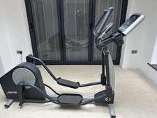 Life Fitness X 3 Total-Body Elliptical Cross-Trainer