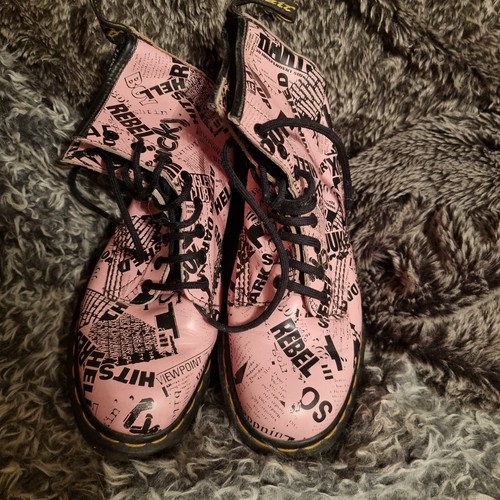 Rare vintage pink doc - rare,