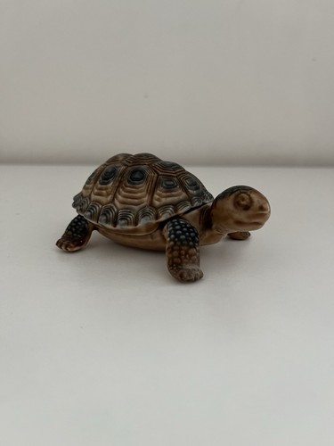 Small wade porcelain - porcelain, tortoise