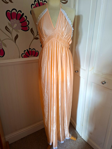 Caressa vintage peach satin - caressa,