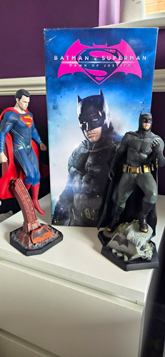 Batman superman dawn of - v,