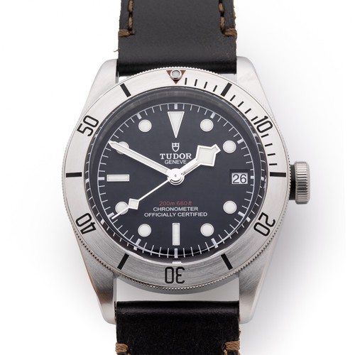 Tudor heritage black - heritage,