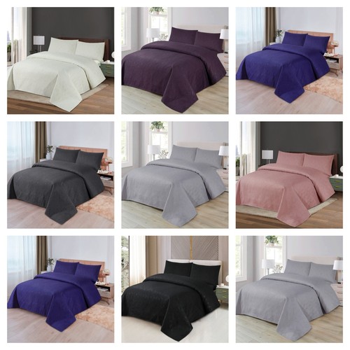 Piece quilted bedspread - 3,