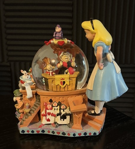 Disney alice wonderland - alice,