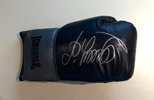 Oleksandr Usyk Signed Boxing Glove with COA