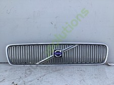 VOLVO V50 MW Front Grille