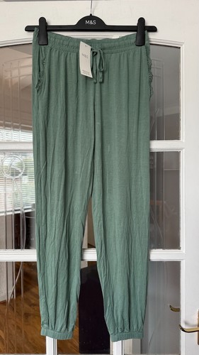 Bnwt smokey green super - smokey,
