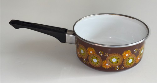 Vintage enamel saucepan 70s - vintage,