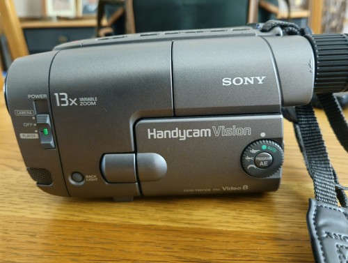 Sony handycam ccd trv10e - handycam, ccd-trv10e