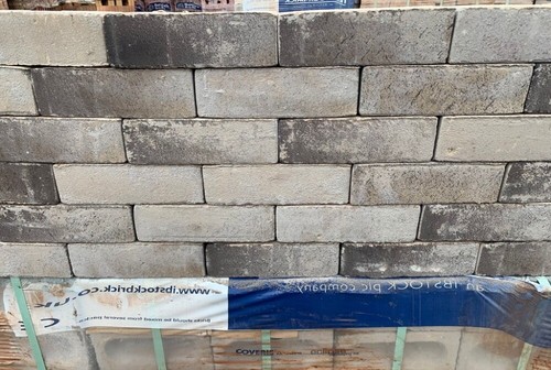 New bricks 400 ibstock - bricks,