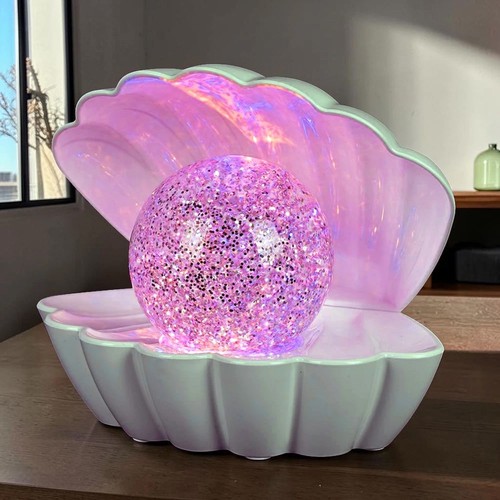 Colour changing clam shell - colour,