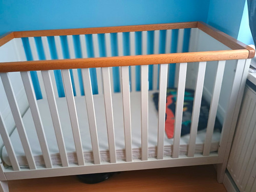 Mothercare summer oak cotbed - oak,