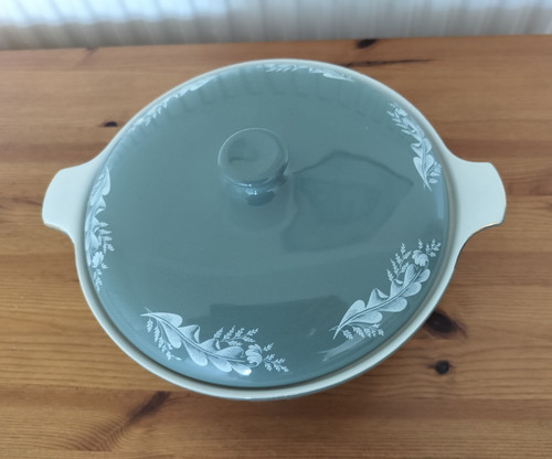 Serving dish tureen - serving, dish/tureen