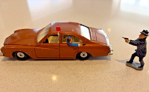 Corgi buick regal 1975 - buick, kojak