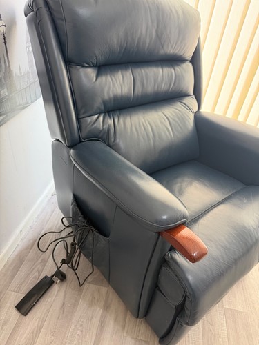Electric rise and - , recliner