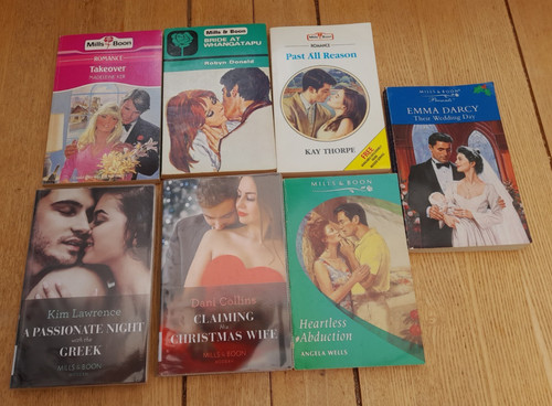 Mills boon books - &,