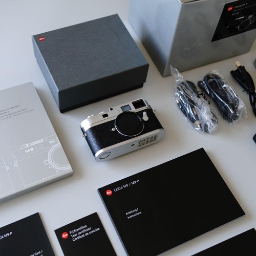 Leica silver body - leica,