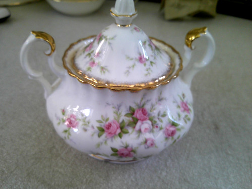Royal albert victoriana - albert, rose