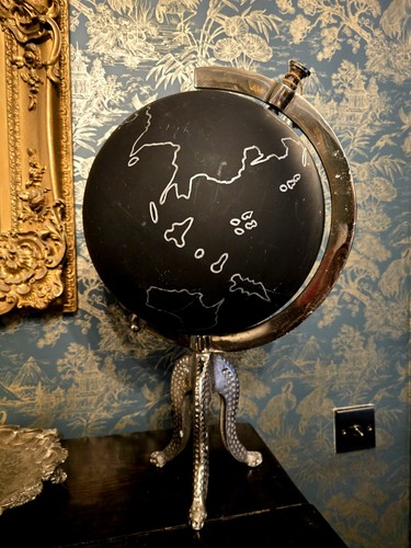 Large decorative black - large,