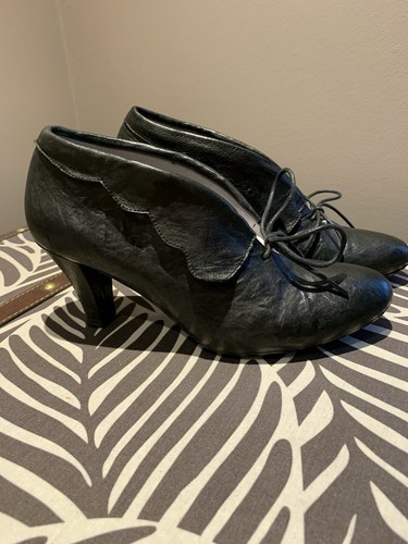 Office women black leather - office,