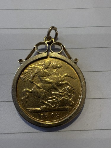 Half sovereign and mount - sovereign, 1902
