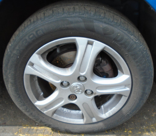 Toyota yaris mk2 5dr 1x - 10,