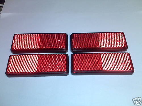 Rectangle red reflectors - x,