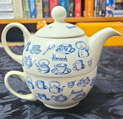 Harrods knightsbridge ceramic - knightsbridge,