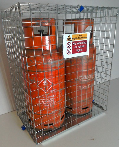 Portable lightweight gas - lightweight,
