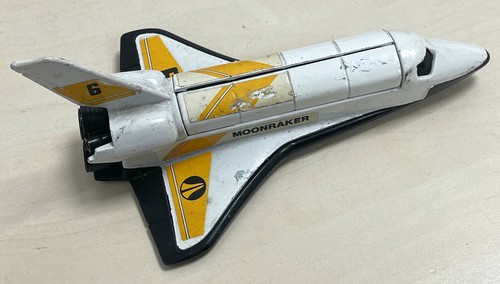 James bond corgi space shuttle - james,