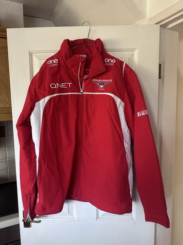 Marussia team official - official,