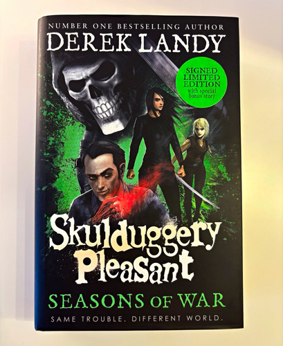 Derek landy skulduggery - derek,