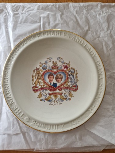 Royal commenorative plate - royal,