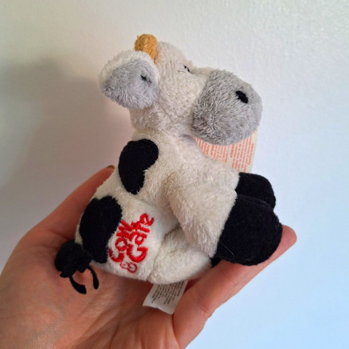 Russ cow gate - cow, soft